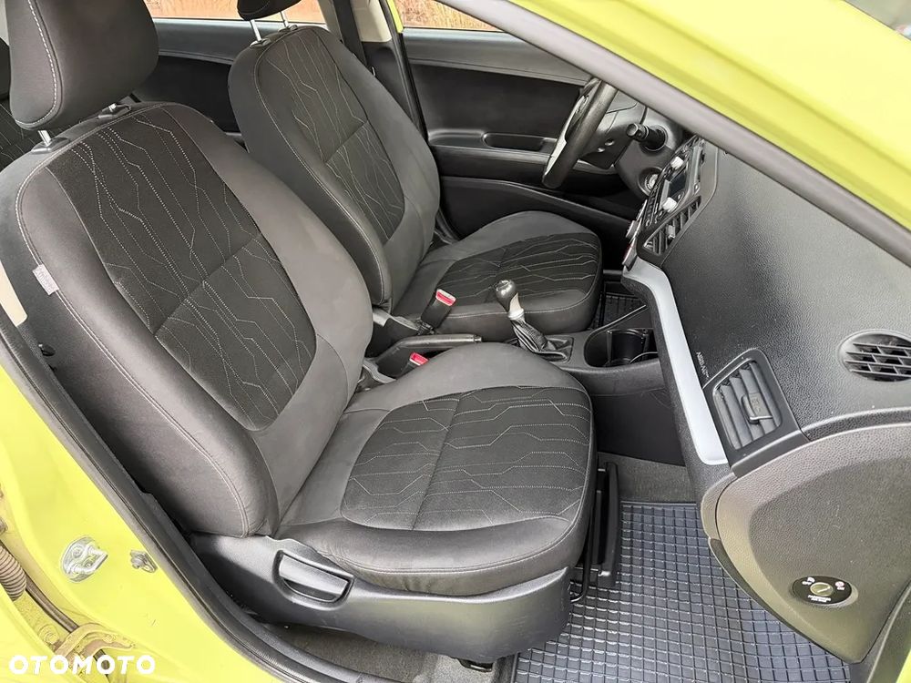 Kia Picanto 1.0 Attract - 19