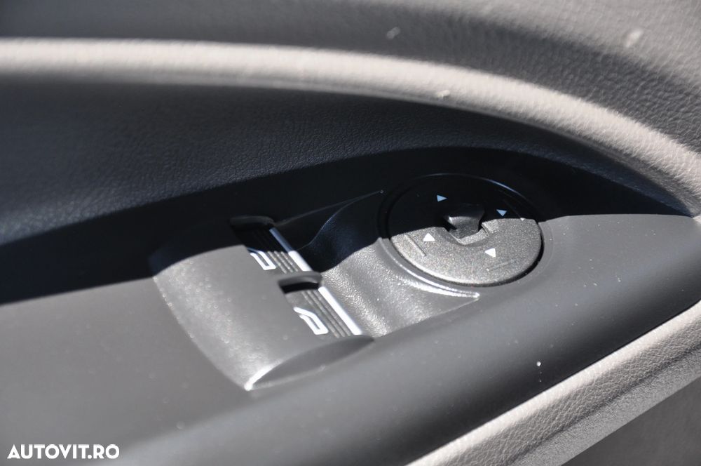 FORD Transit Connect 2022 — imagine 23
