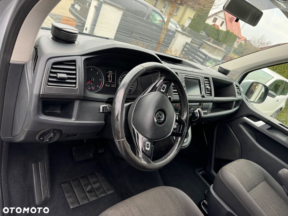 Volkswagen Caravelle 2.0 TDI L2 Comfortline DSG - 12