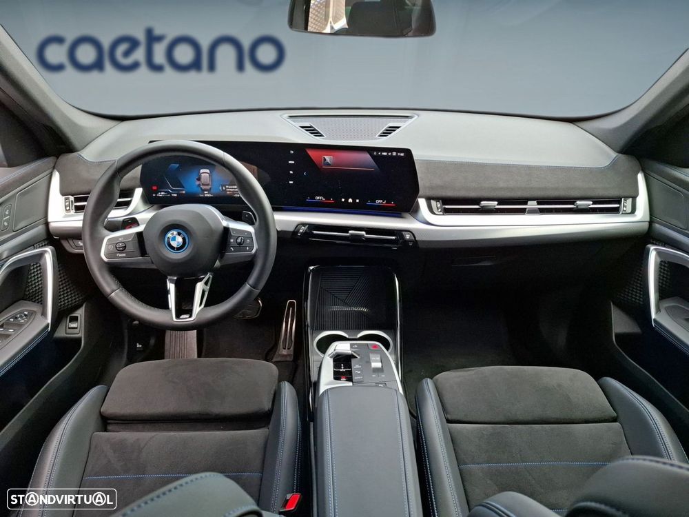 BMW X1 xDrive25e Pack Desportivo M - 12