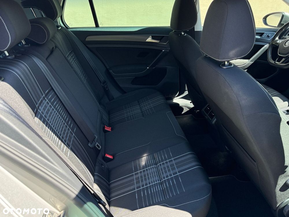 Volkswagen Golf 1.4 TSI BlueMotion Technology Lounge - 28