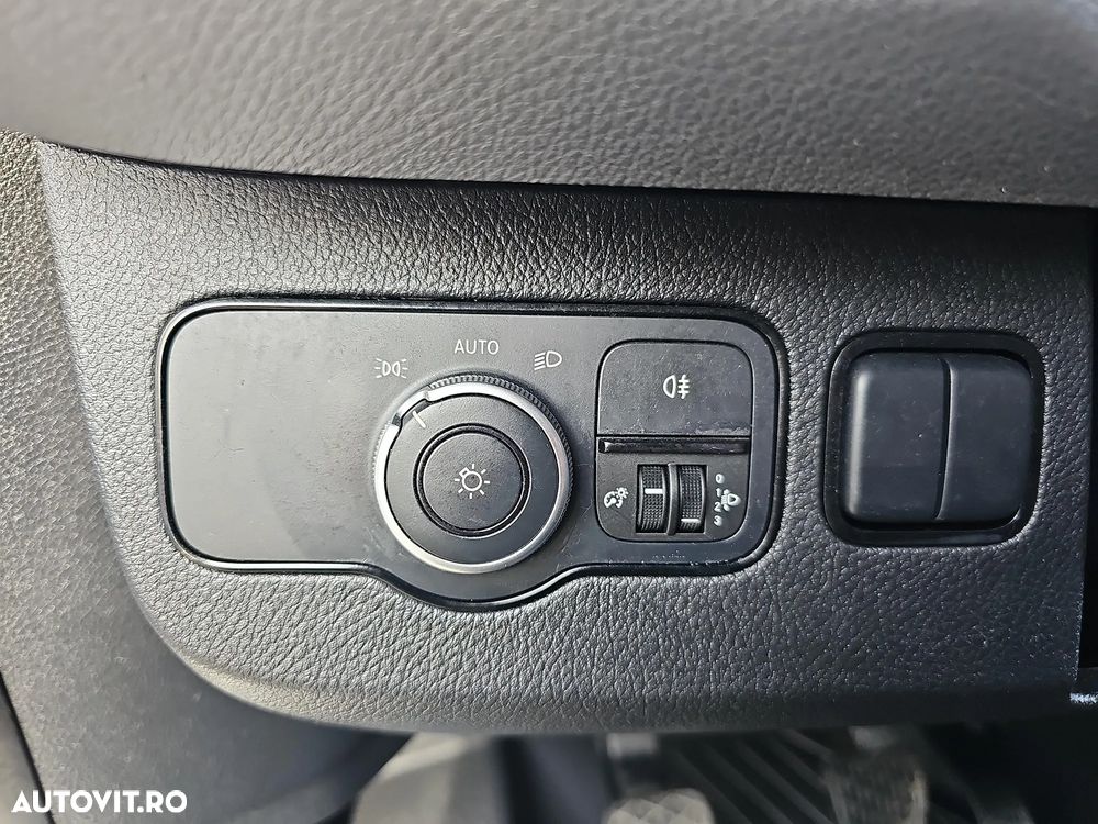 Mercedes-Benz Sprinter - 12