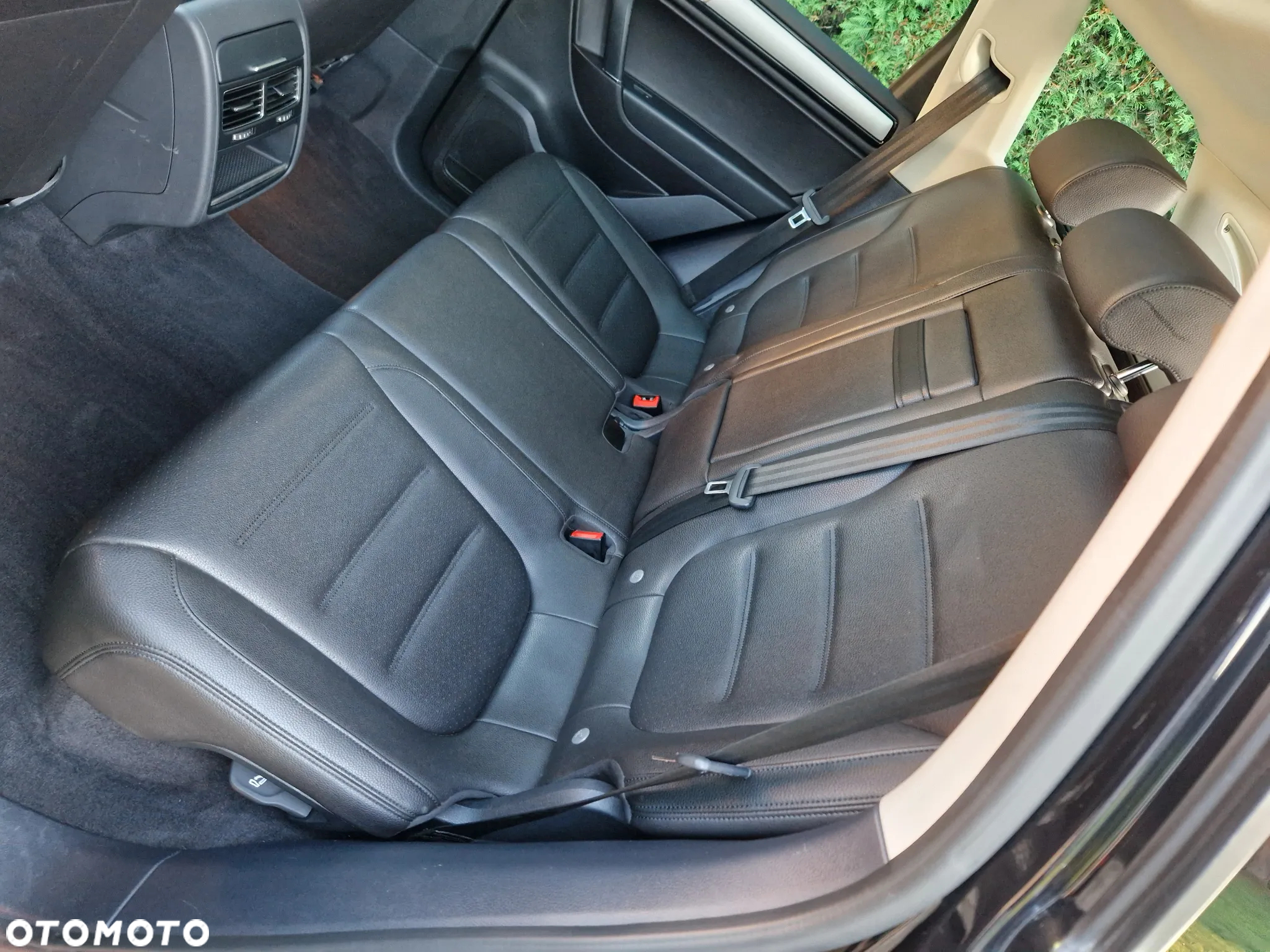 Volkswagen Touareg - 24