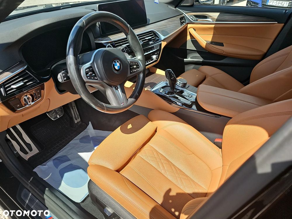 BMW Seria 5 520d xDrive mHEV M Sport sport - 10