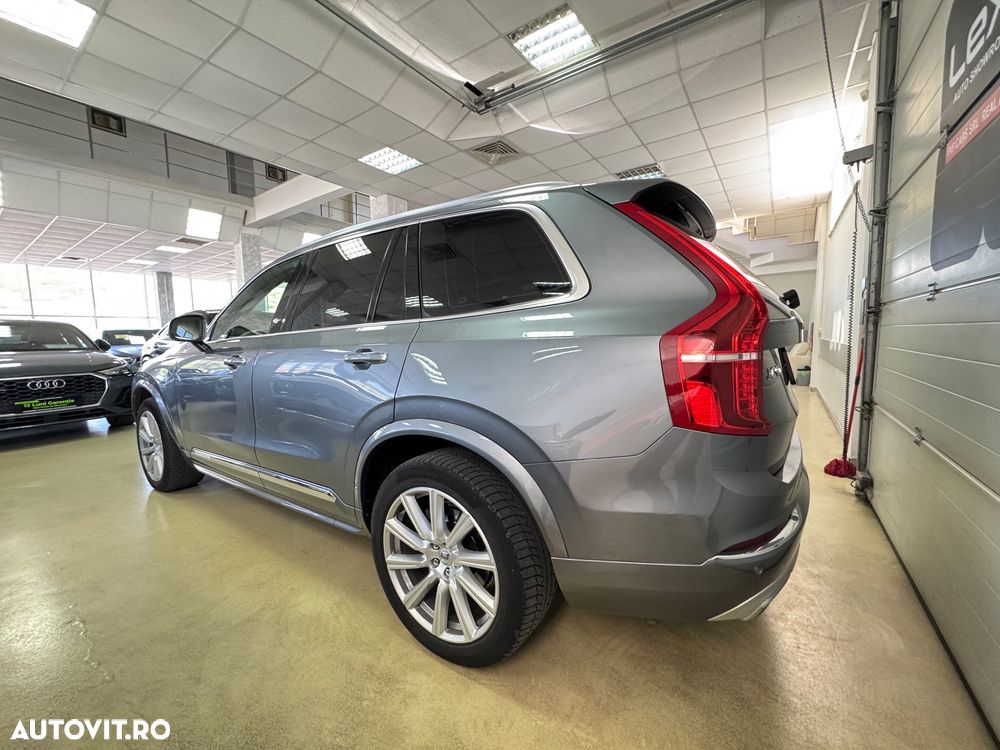Volvo XC 90 D5 AWD Geartronic Inscription - 11