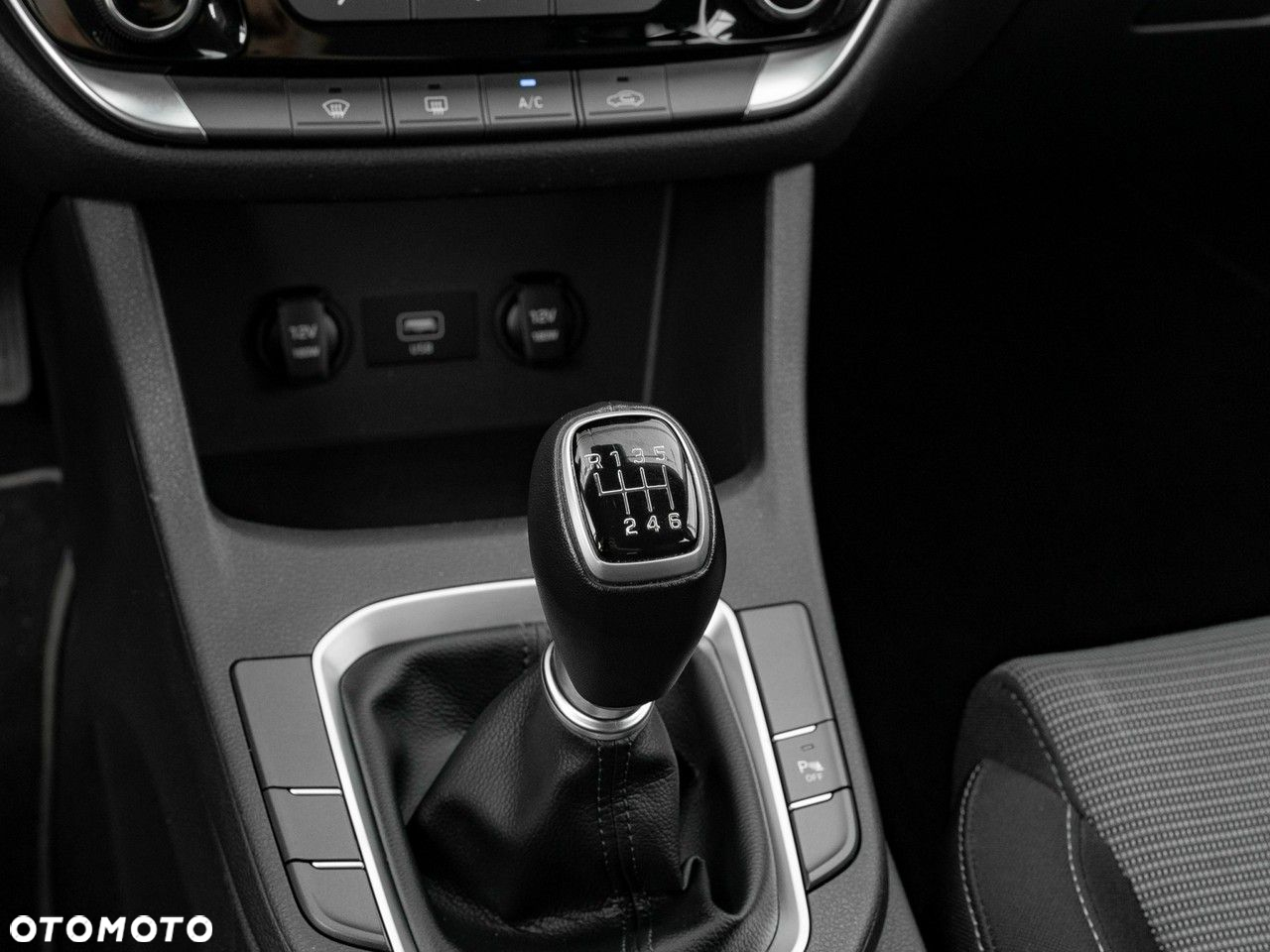 Hyundai i30 1.5 DPI Modern - 19