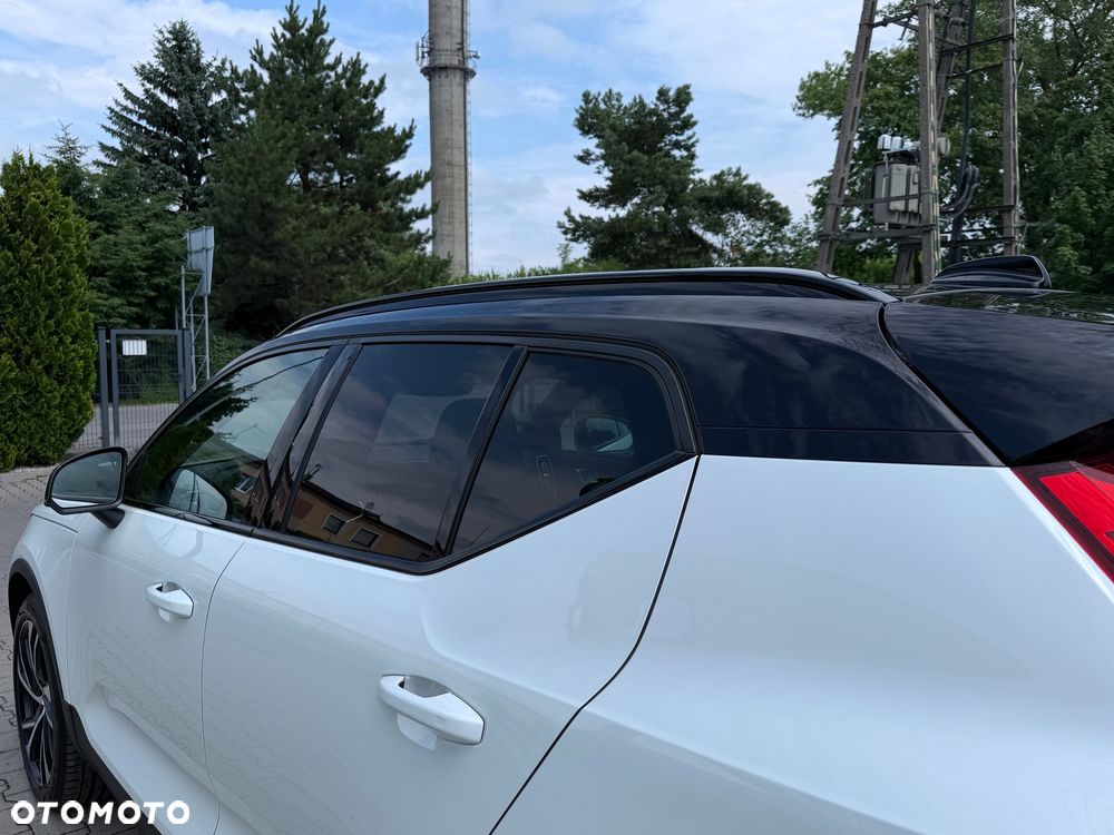 Volvo XC 40 B4 B AWD DKG RDesign - 40