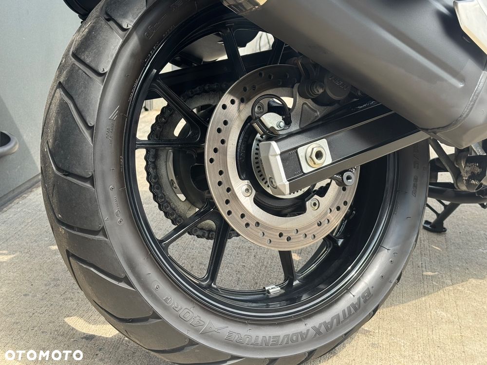 Suzuki V-STROM - 15