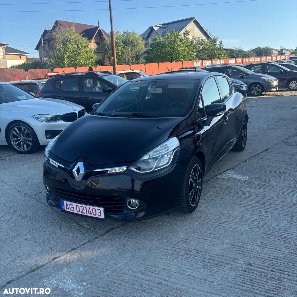 Renault Clio TCe 90 Paris - 6
