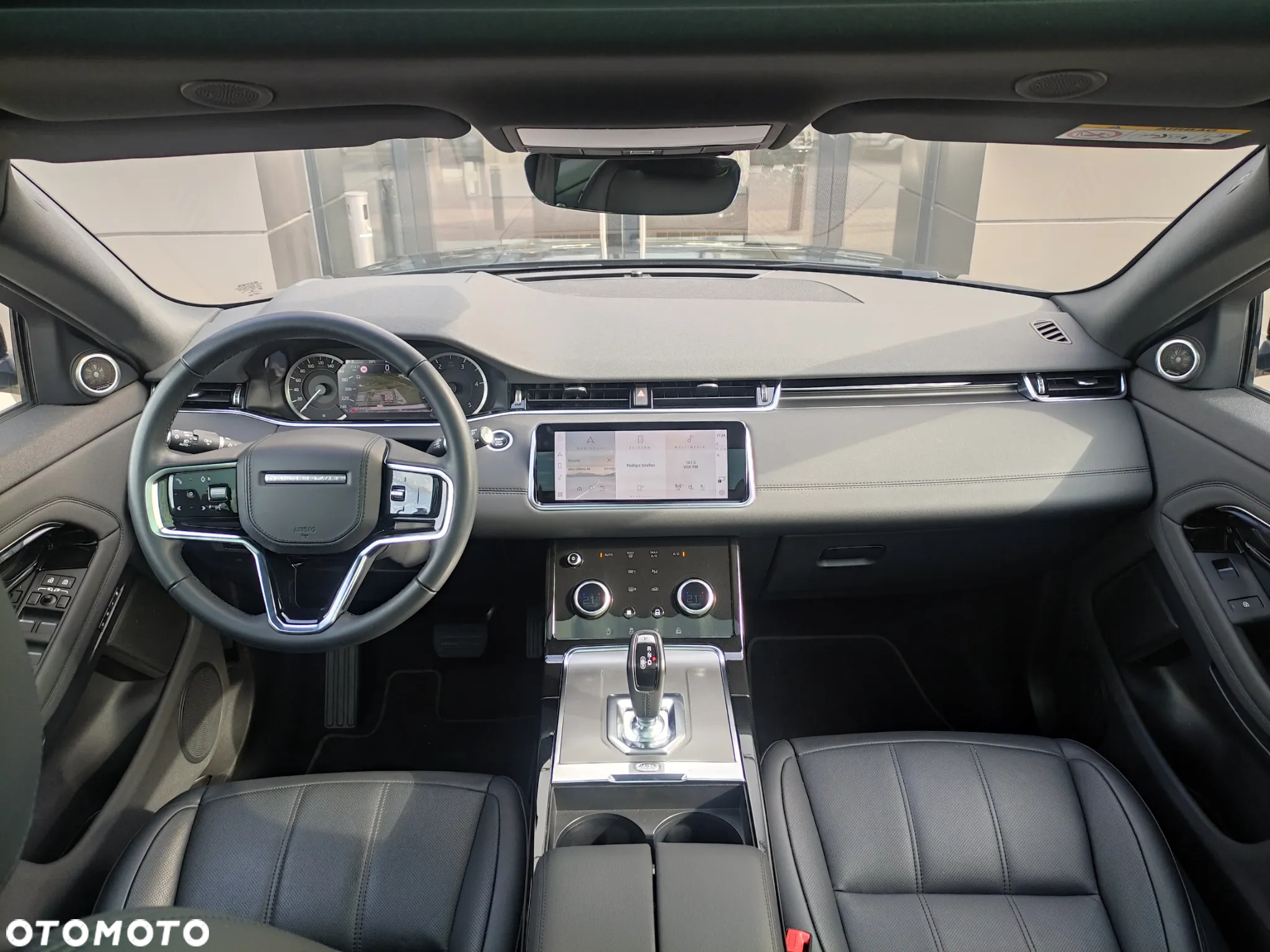 Land Rover Range Rover Evoque - 17