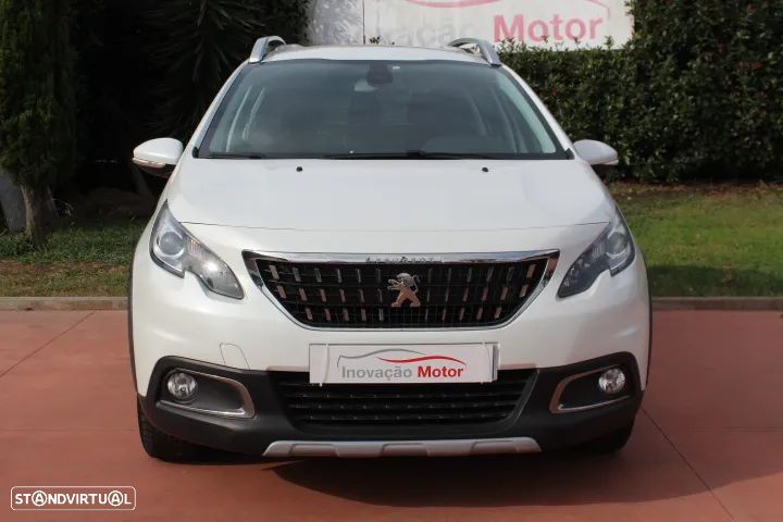 Peugeot 2008 1.2 PureTech Allure - 3
