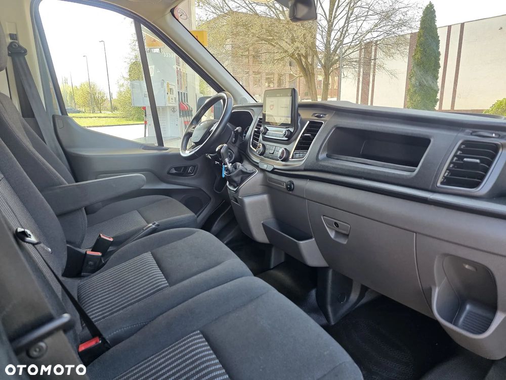 Ford Transit - 15