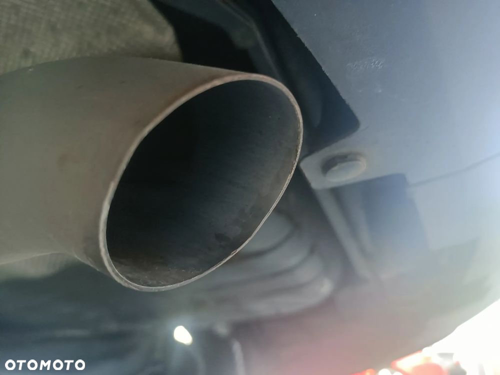 Ford Focus Turnier 1.5 EcoBlue Start-Stopp-System TITANIUM - 16