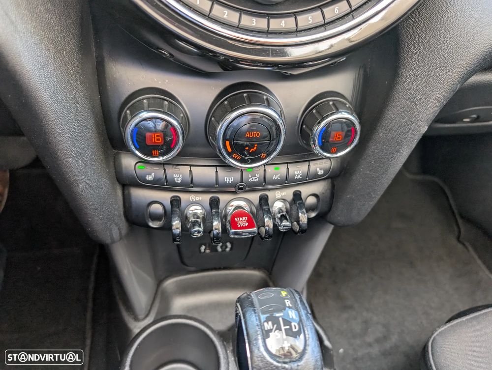 MINI Cabrio Cooper D Auto - 16