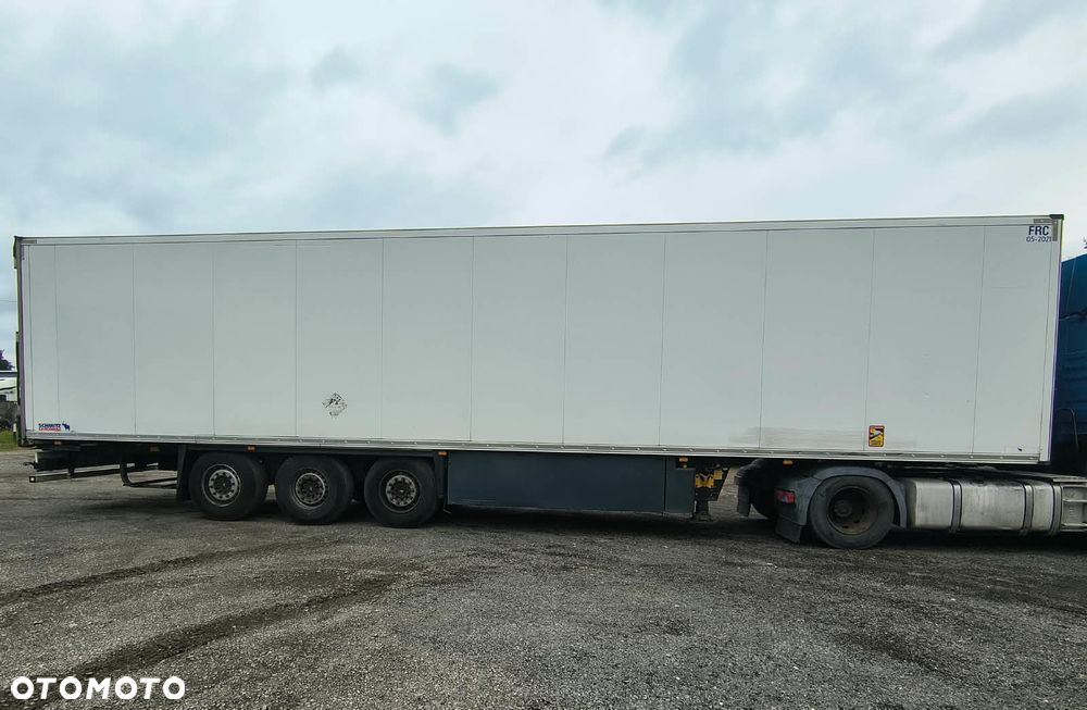 Schmitz Cargobull sko24