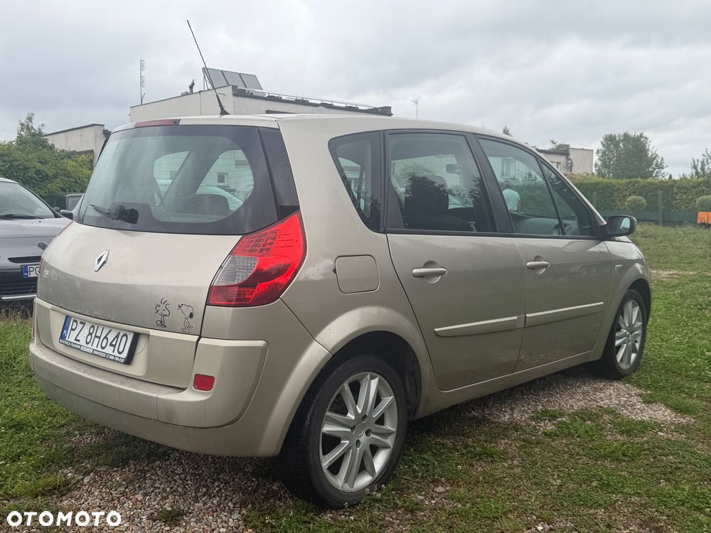 Renault Scenic 1.6 16V 110 Dynamique - 6