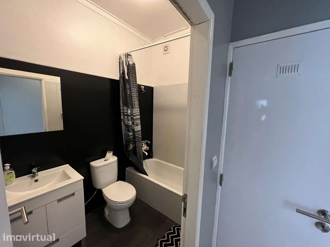 Quarto junto ao polo da ajuda - Grande imagem: 5/5
