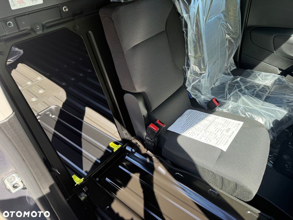 Opel Combo Cargo Combo Cargo Furgon XL Diesel 100KM Manual - 12