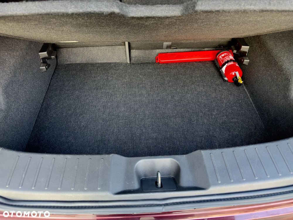 Nissan Juke 1.0 DIG-T N-Connecta - 38