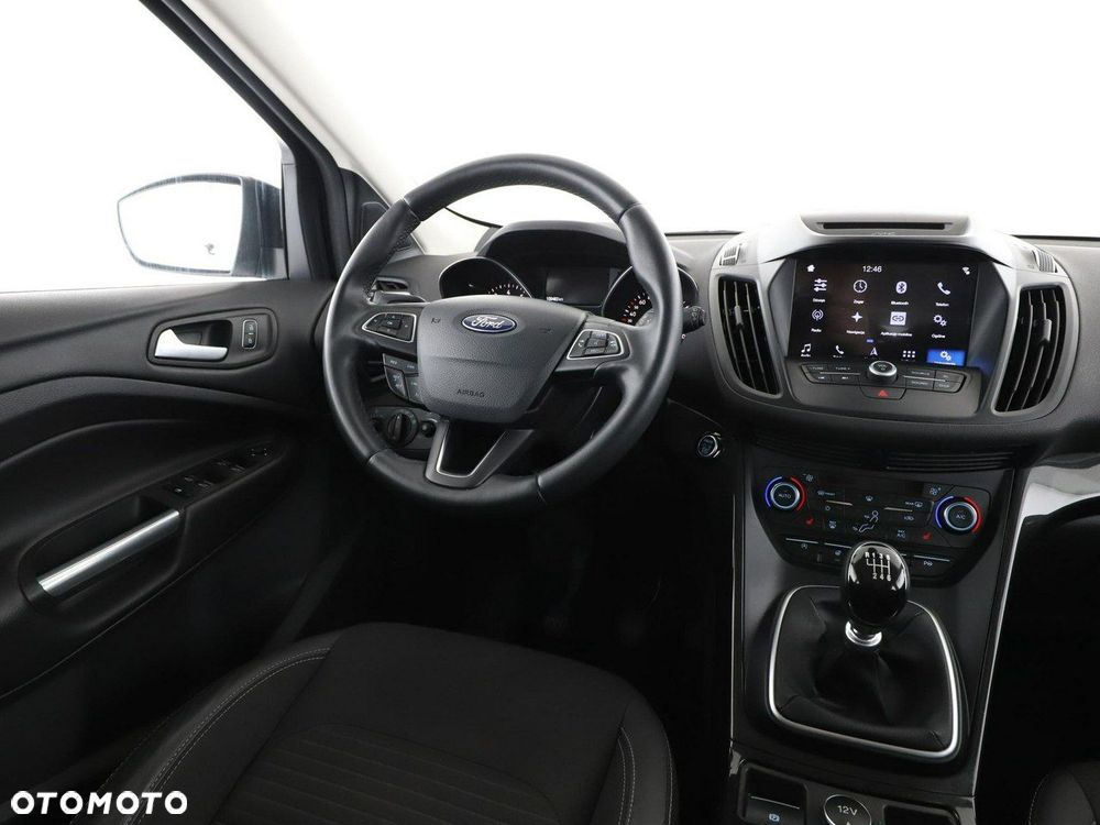 Ford Kuga 1.5 EcoBoost 2x4 Titanium - 17