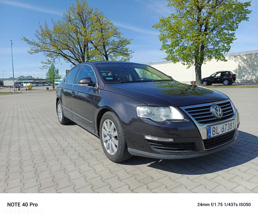 Volkswagen Passat 2.0 TDI DPF Sportline DSG - 1