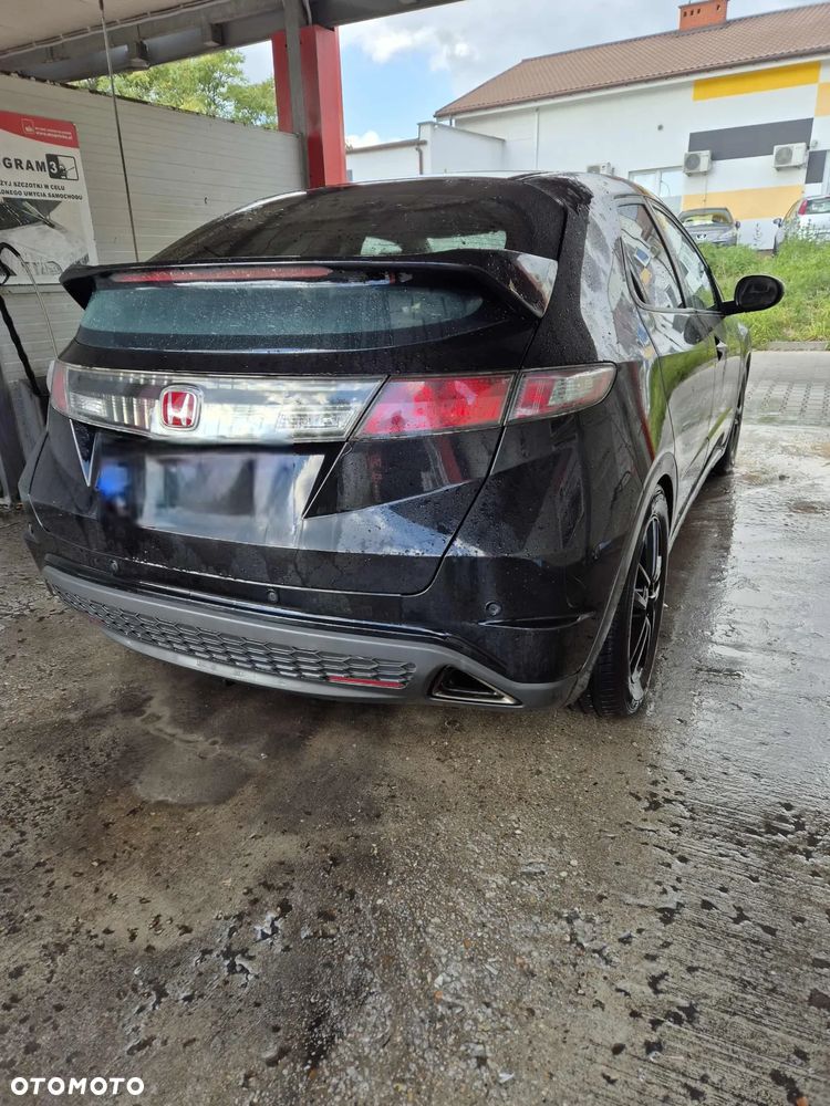 Honda Civic 1.8 Comfort - 2