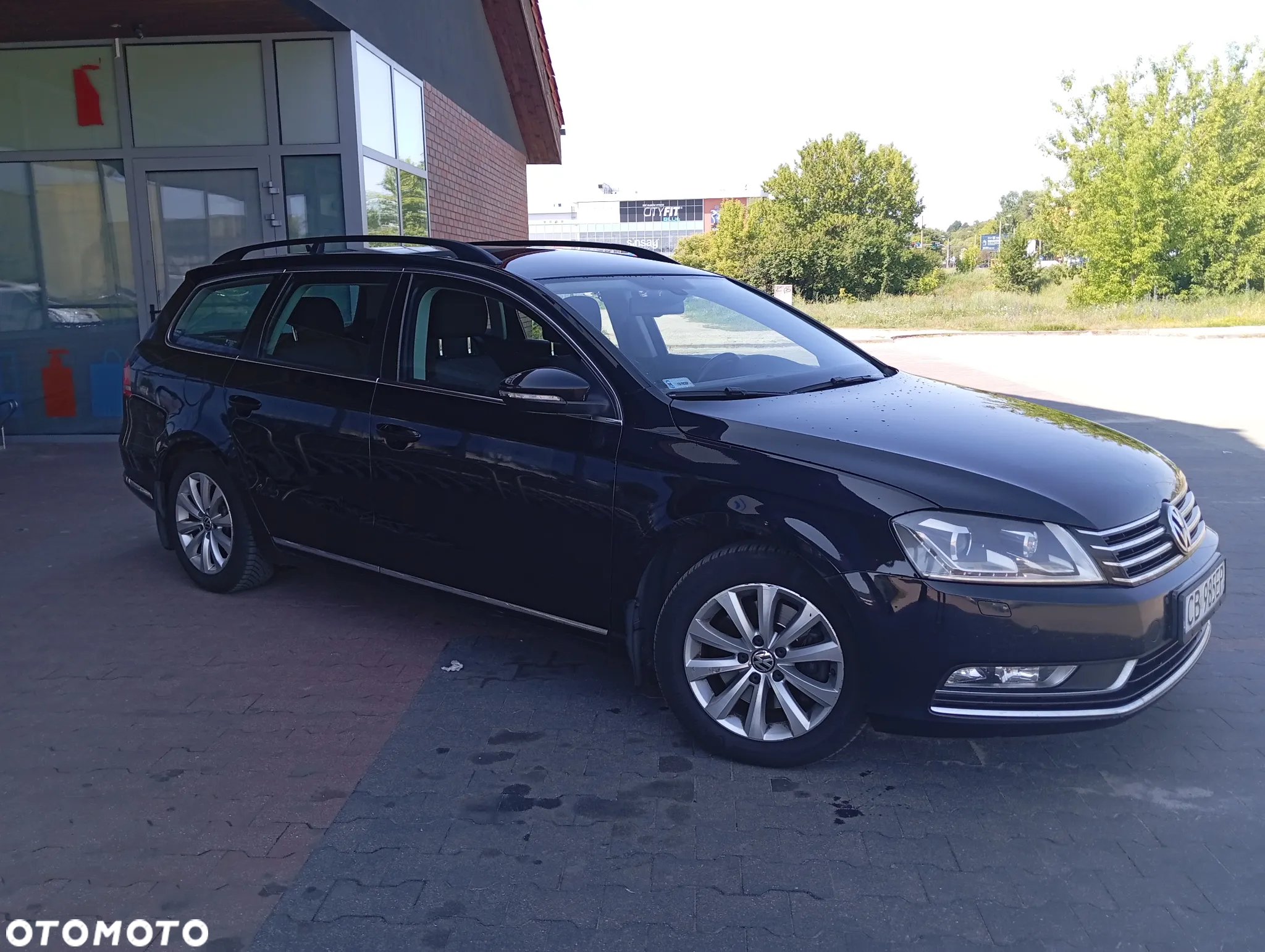 Volkswagen Passat 2.0 TDI Comfortline - 16