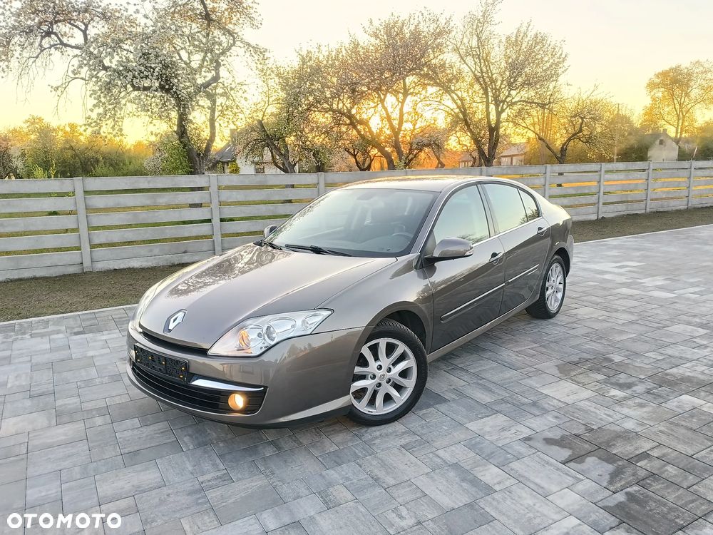 Renault Laguna - 1