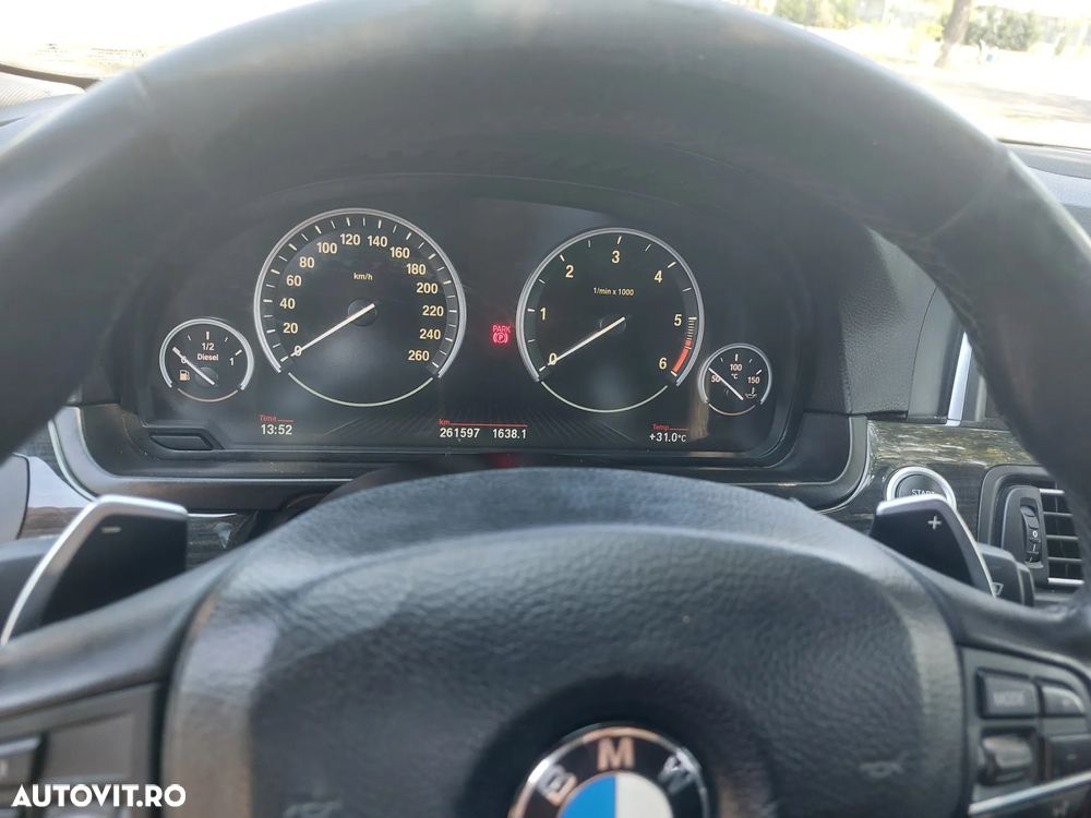 BMW Seria 5 520d - 7