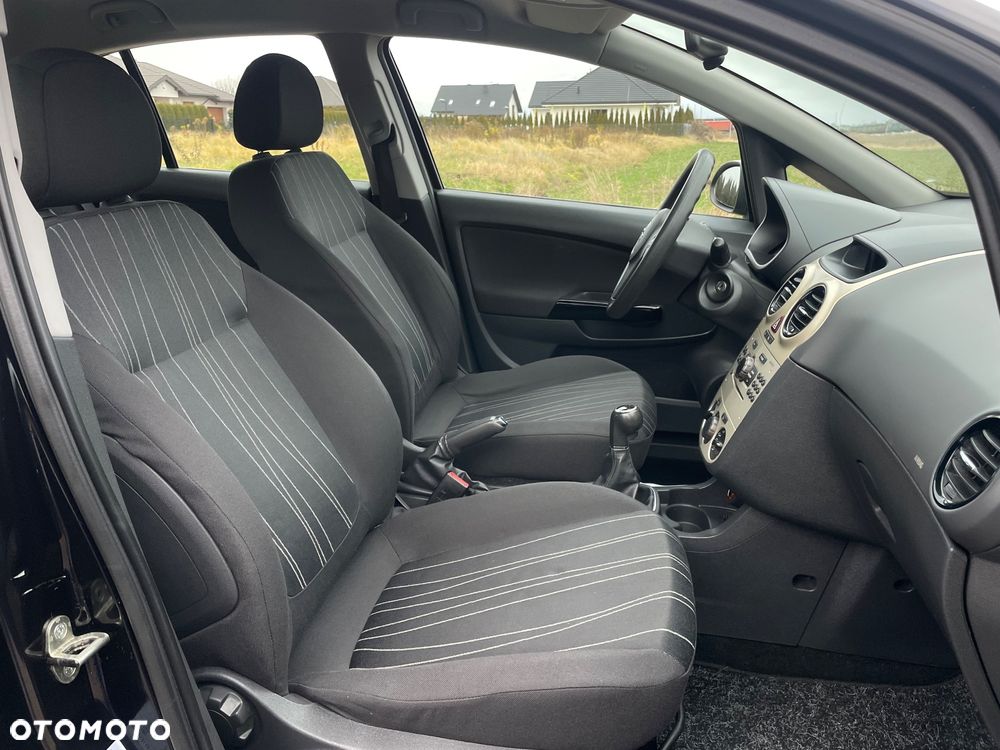 Opel Corsa 1.2 16V - 18