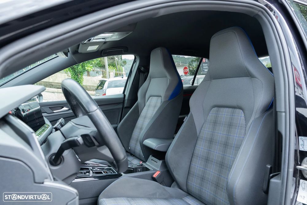 VW Golf 1.4 TSI GTE DSG - 23