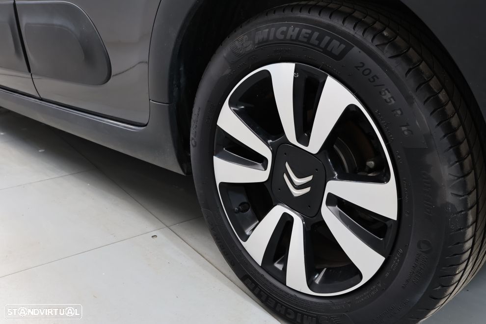 Citroën C3 1.2 PureTech Max EAT6 - 13