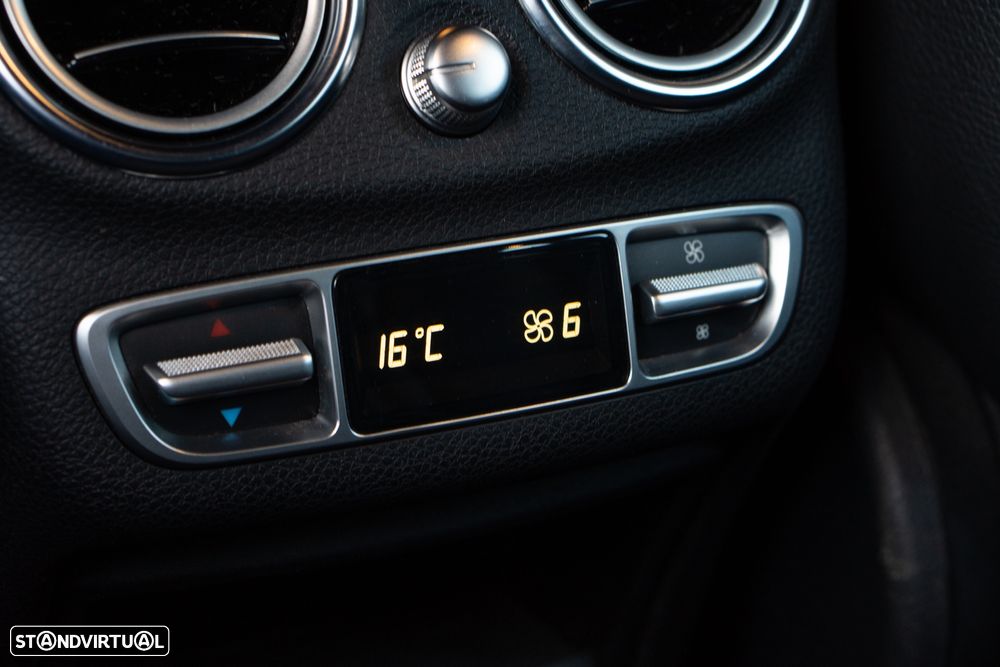 Mercedes-Benz C 300 BlueTEC Hybrid AMG Line - 41