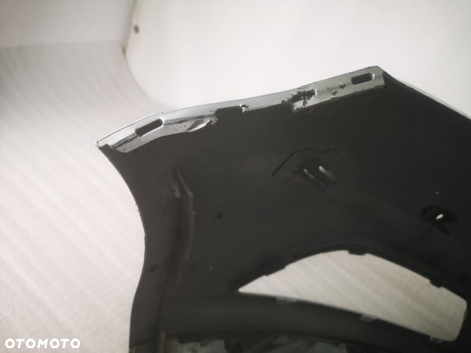 FORD MONDEO MK5 NA 6 X PDC , SREBRNY ZDERZAK PRZEDNI PRZÓD NR AUKCJI NZ574 - 17