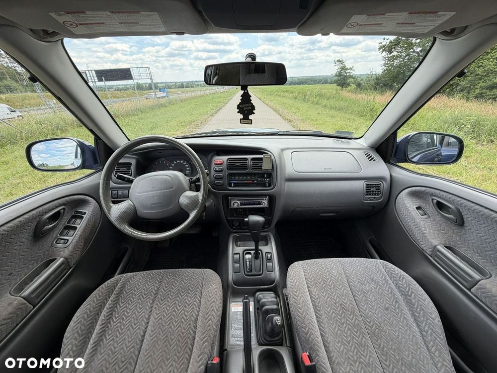 Suzuki Grand Vitara - 12