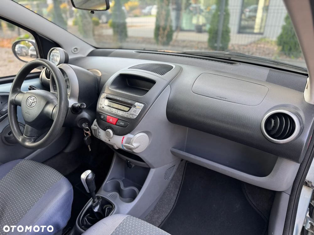 Toyota Aygo 1.0 VVT-i Premium - 38