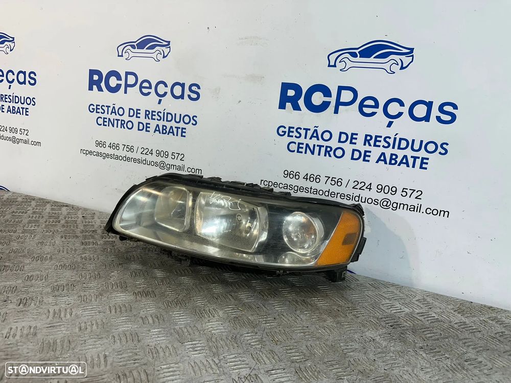 .Otica Farol Esquerda Volvo V70 Original - 4