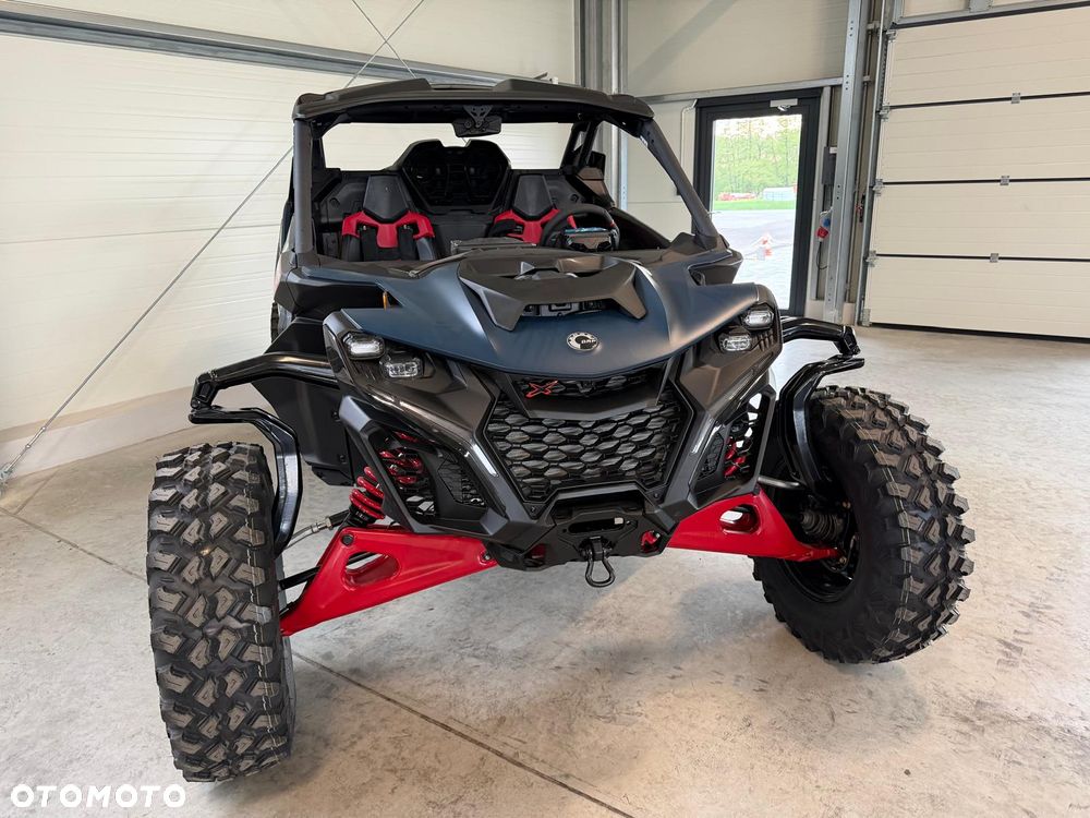 Can-Am Maverick - 11