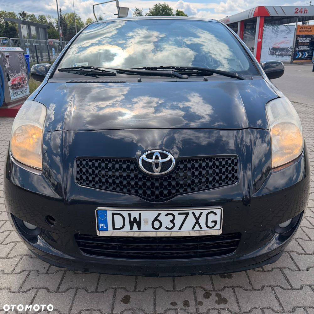 Toyota Yaris 1.4 D-4D Sol - 2
