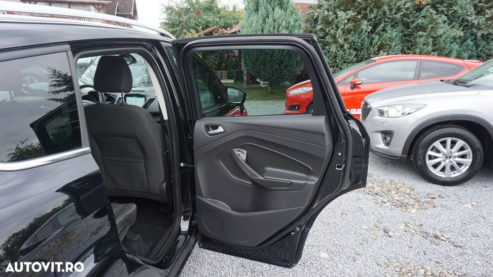 Ford Kuga 1.5 EcoBoost 2WD Trend - 12