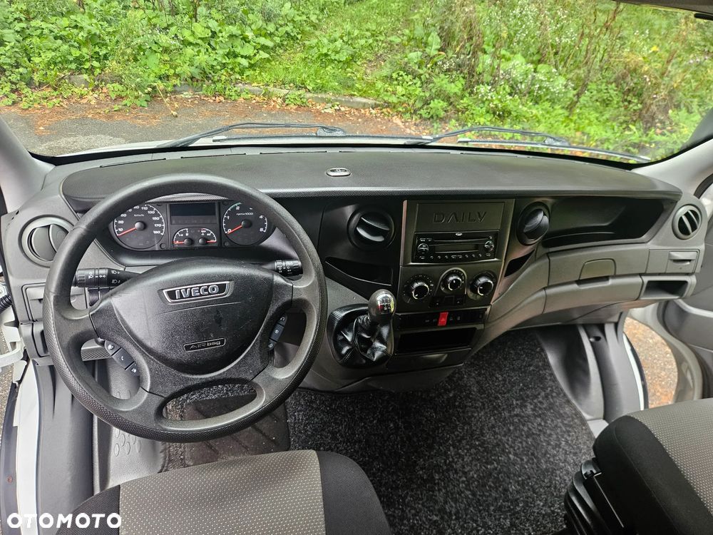 Iveco Daily BLIŹNIAKI Hak 3,5 tony - 26