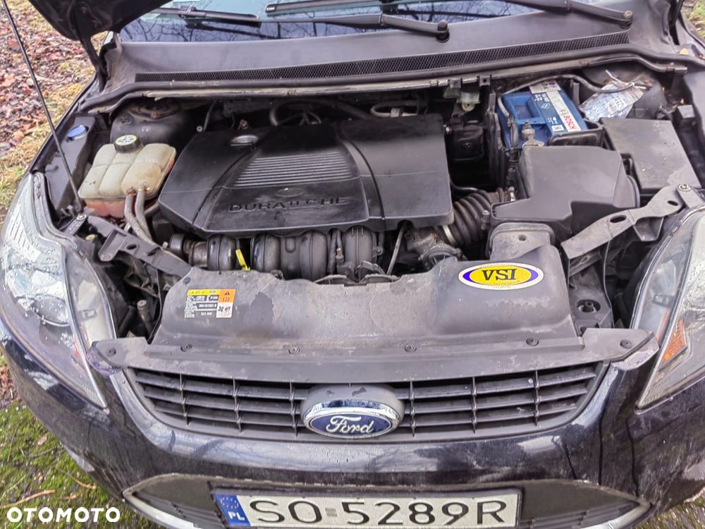 Ford Focus 1.8 Titanium - 24