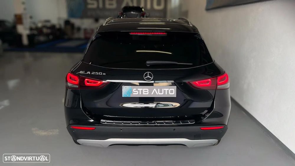 Mercedes-Benz GLA 250 - 8