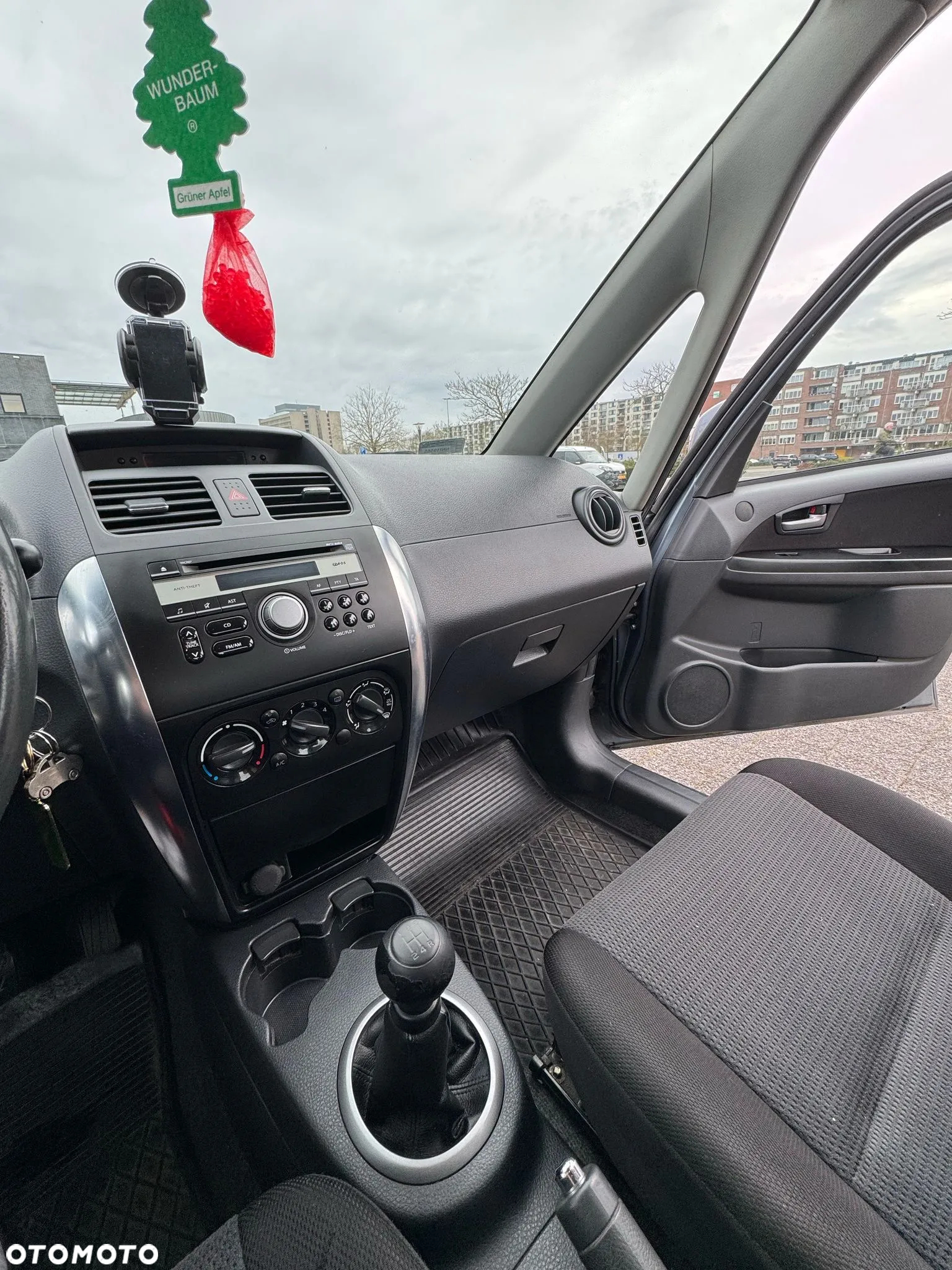 Suzuki SX4 - 4