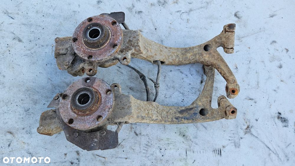 Zwrotnica piasta lewa prawa przód ABS Audi A6 C5 A4 B5 VW Passat B5 1,9 TDI 8D0407258T 8D0407257T 8D0407257AC 8D0407258AC - 7