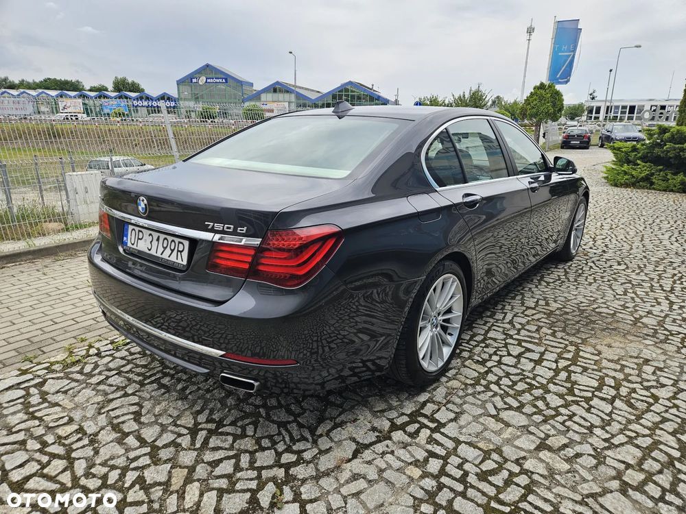 BMW Seria 7 750d xDrive - 3