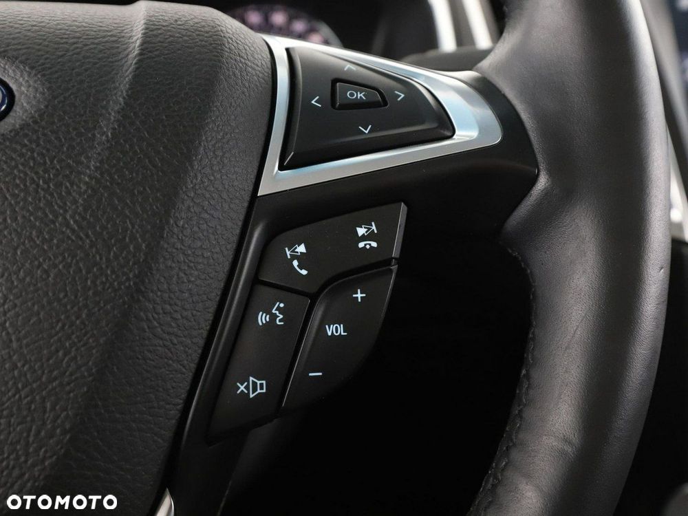 Ford Edge 2.0 TDCi Bi-Turbo 4x4 ST-LINE - 32