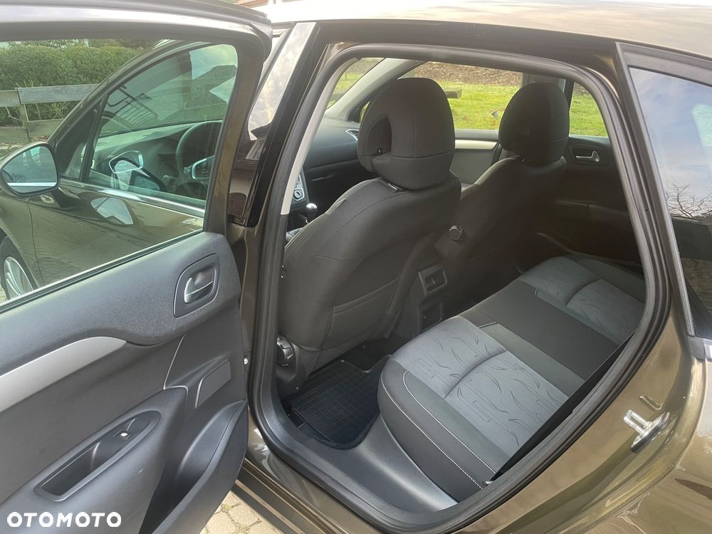 Citroën C4 VTi 120 Business Class - 17