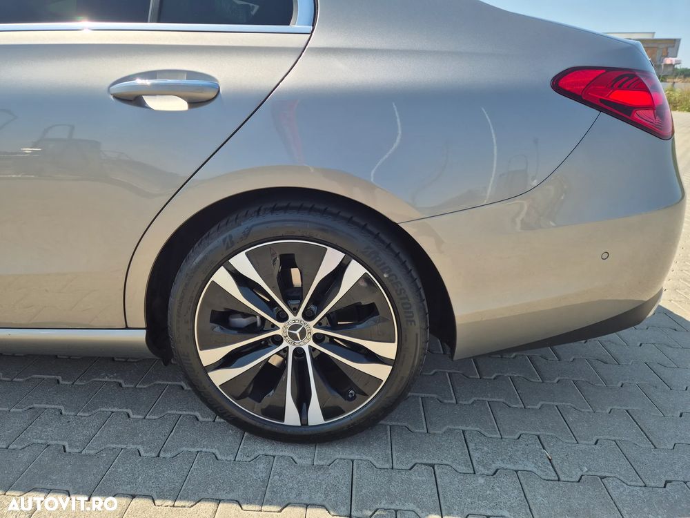 Mercedes-Benz C 220 d MHEV 4MATIC - 12