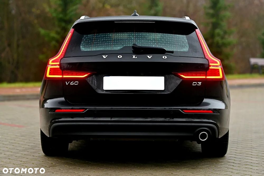 Volvo V60 D3 Momentum Pro - 10